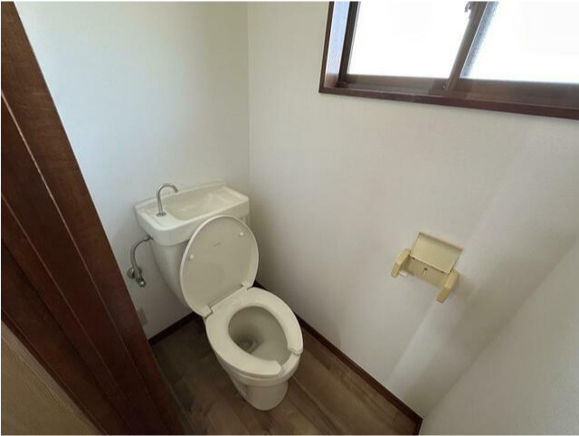 坂本貸家のトイレ