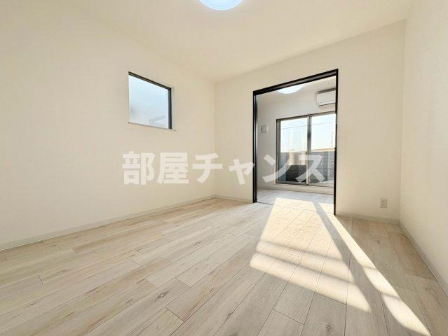 ジーメゾン名古屋牛立オークの居間・リビング