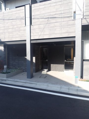 グランドコンシェルジュ池袋本町イーストのエントランス