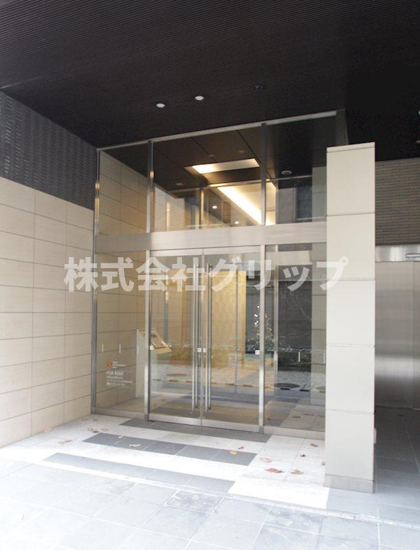 パークアクシス横浜山下町のエントランス