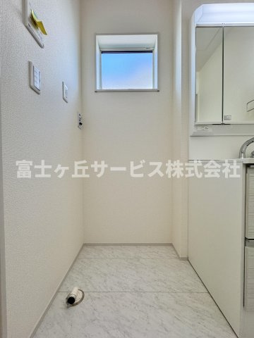 【ランドリースペース】 | 島田市中溝町 新築一戸建て 2号棟 | 洗濯機置き場です