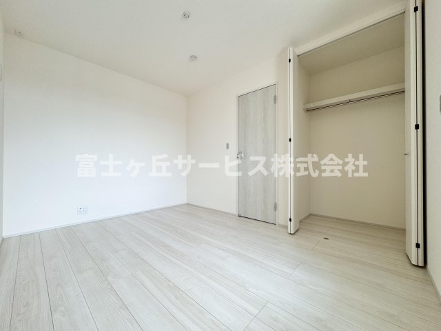 【寝室】 | 島田市中溝町 新築一戸建て 2号棟 | 落ち着いて過ごせる寝室です
