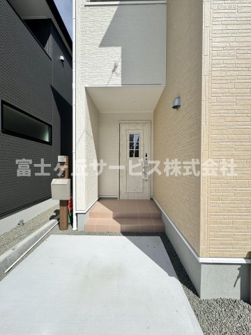 【エントランス】 | 島田市中溝町 新築一戸建て 2号棟 | エントランスです