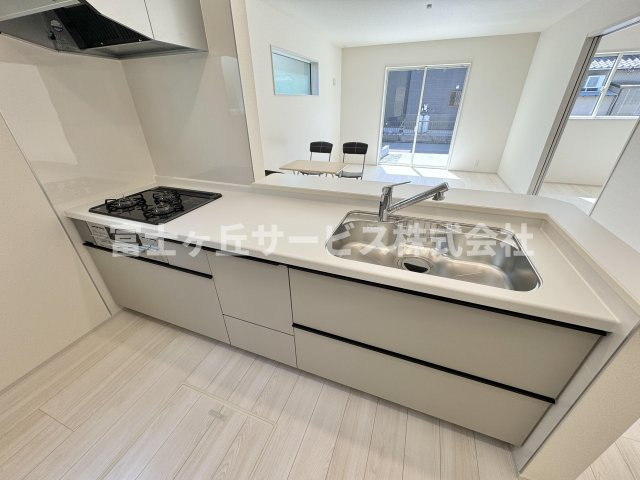 【キッチン】 | 島田市中溝町 新築一戸建て 2号棟 | 広々としていてお料理がしやすいキッチンです