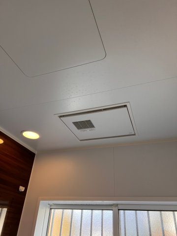 松本市村井町西1丁目　中古住宅の浴室|浴室暖房乾燥機付です