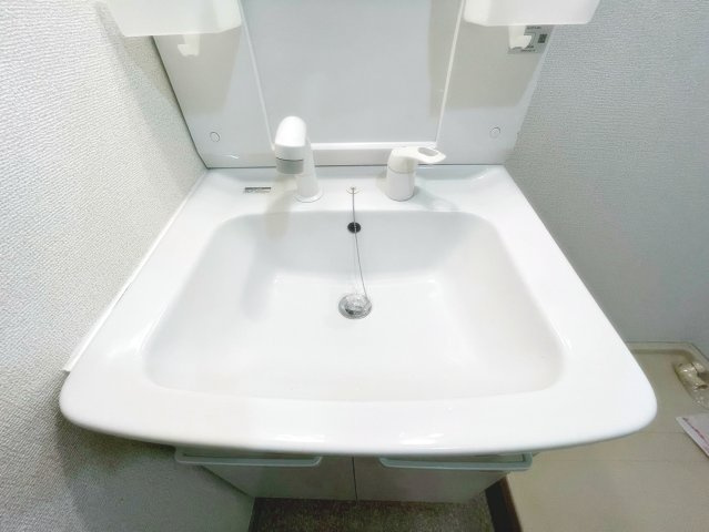 リバティーハイツの洗面所|コンパクトで使いやすい洗面所
