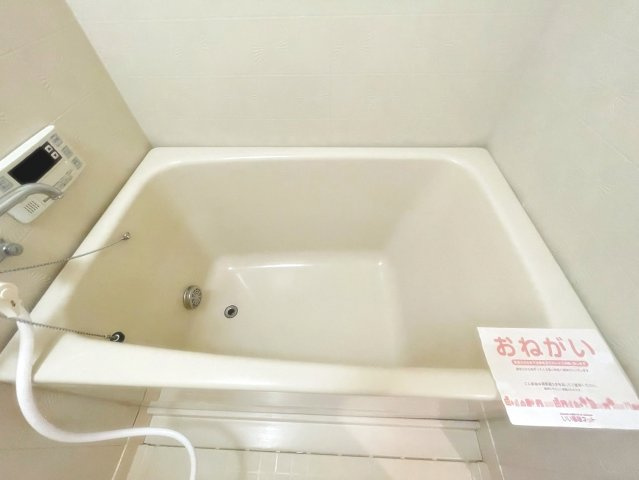 リバティーハイツの浴室|落ち着いた空間のお風呂です