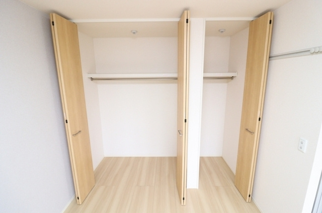 クラリーチェの収納|クローゼット