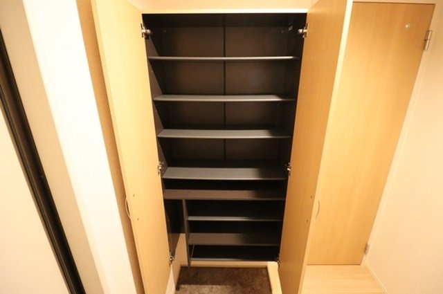 クラリーチェの玄関|シューズボックス