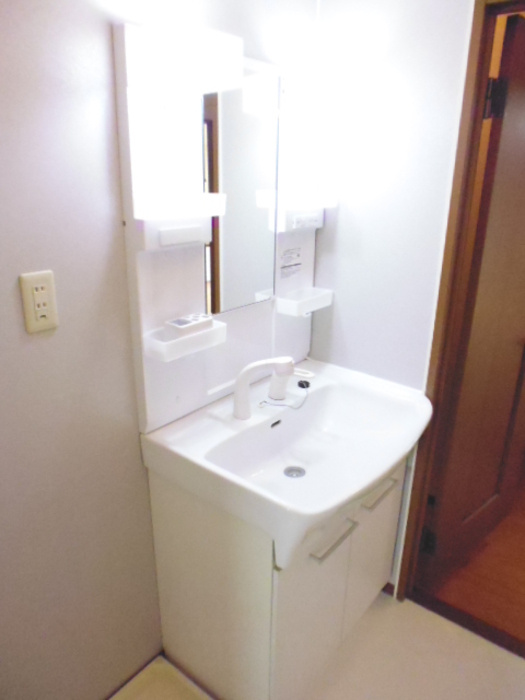 オリエントクレストの洗面所|広い洗面スペースです★