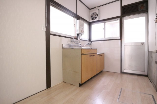 東垂水2丁目テラスハウスのキッチン