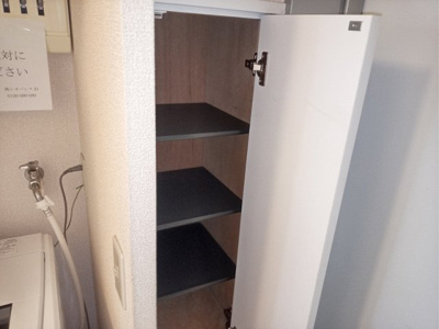 【玄関】 | レオパレスＮ＆Ｍ | 玄関前シューズボックス