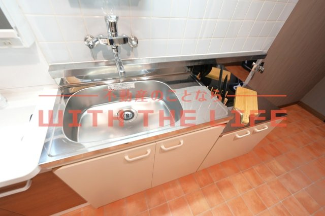 オーシャンハイツ【キャッシュバック対象物件】のキッチン|キッチンです