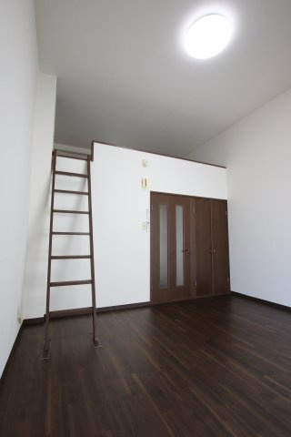 【洋室】 | ヨーロピアンくみの木