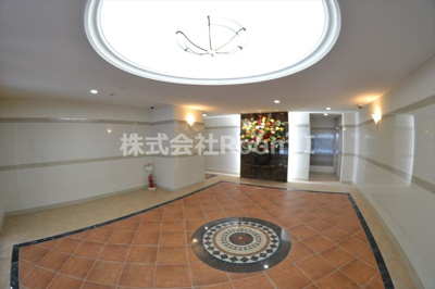 【エントランス】 | Ｌｕｘｅ天神橋 | 落ち着いたエントランスです