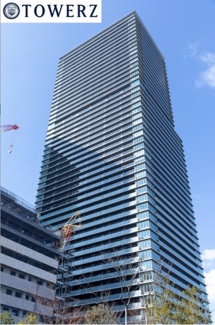 【外観】 | グランドメゾン新梅田タワー THE CLUB RESIDENCE | 【外観】天高く突き抜ける。梅田の新たな景観として、美しく、堂々と。