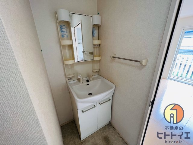 ガナドールの独立洗面台|独立洗面台で身支度をすべて済ませてしまいましょう