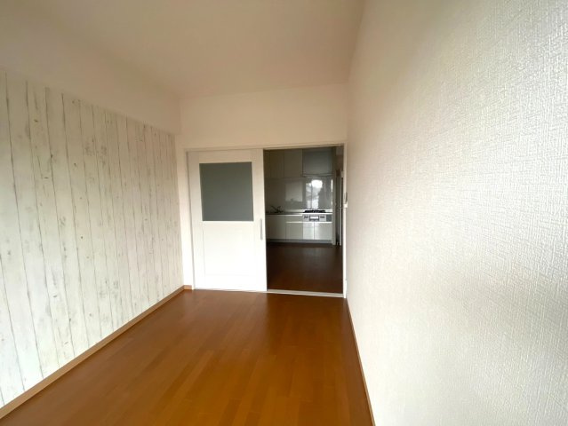 伊丹春日丘アーバンコンフォートＡ棟のその他|約５．１帖のお部屋！プライベートな空間としてもご活用いただけます！