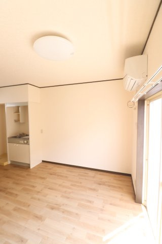 パレス桂の居間・リビング