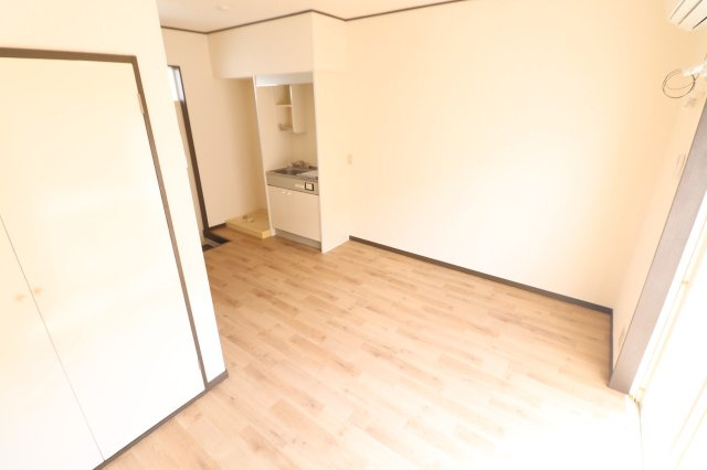 パレス桂の居間・リビング