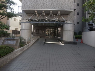 【外観】 | ペット飼育相談可能な新耐震基準適合大規模マンション、グランフラッツ北千住は即日現地案内可能となっておりますので、お気軽にお問い合わせください！