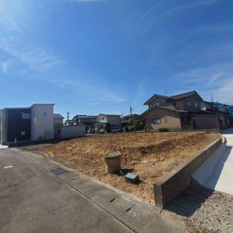 坂井市春江町西太郎丸　土地
