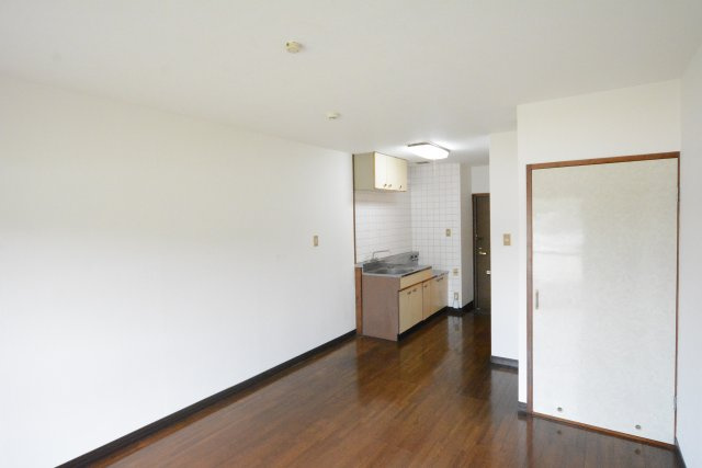 コーポラスKの居間・リビング