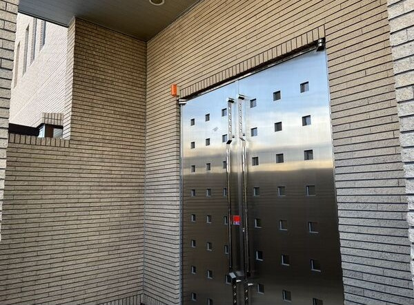 社台邸のエントランス