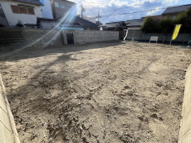 高師浜１丁目　売土地の外観|東羽衣こども園まで徒歩８分♪羽衣保育園まで徒歩１１分♪小さなお子様のいるご家庭も安心ですね！