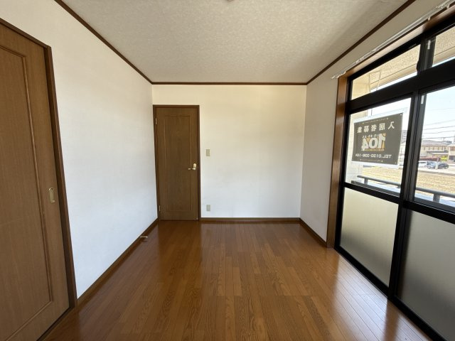 東塚ハイツの寝室
