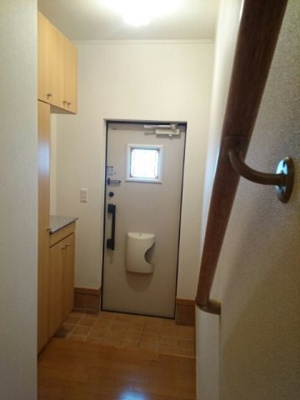 【玄関】 | リバーバンクガーデンＡ