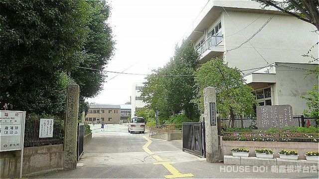 ライオンズヒルズ和光の周辺|和光市立白子小学校　白子小学校　557m