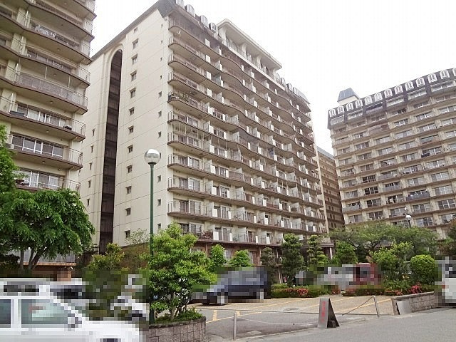 琵琶湖アーバンリゾートⅡ番館の外観