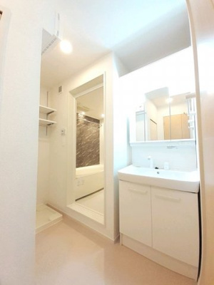 【洗面所】 | マーヴェラス　Ｅ