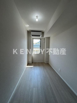 【居間・リビング】 | クラリティア横濱反町 | こちらのリビングで趣味の時間をお楽しみください