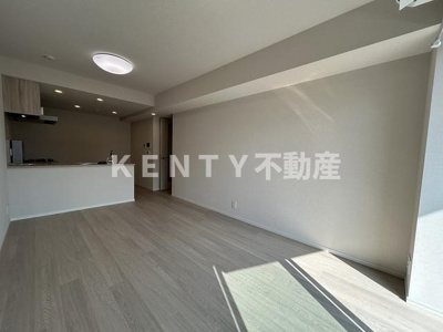 【居間・リビング】 | クラリティア横濱反町 | 使いやすい居間です