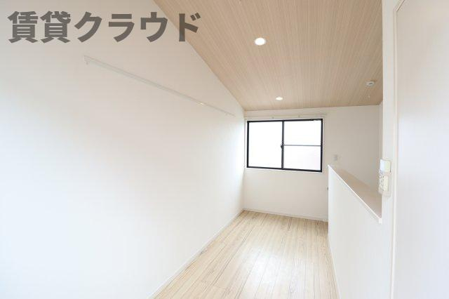 クノッソス末広の寝室|落ち着いた色調の寝室です