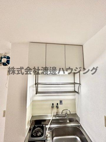 キャロル江坂のキッチン