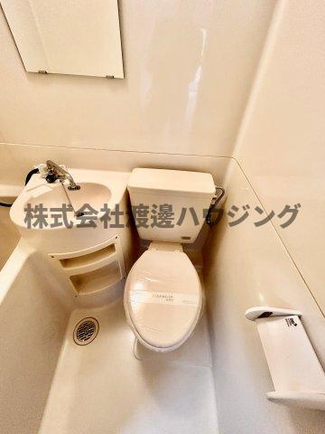 キャロル江坂のトイレ