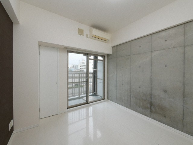 ベルシモンズ大阪港の居間・リビング