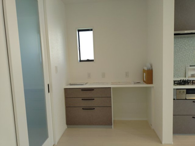 【キッチン】 | 高知市一ツ橋町2丁目　新築売家　3LDK | カップボード