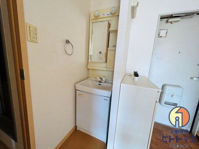 エグゼサカエの独立洗面台|独立洗面化粧台が付いています