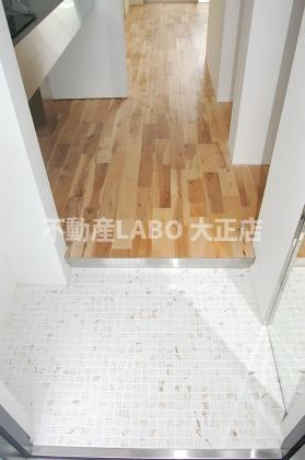 エスライズ大阪ベイサイドアリーナの玄関