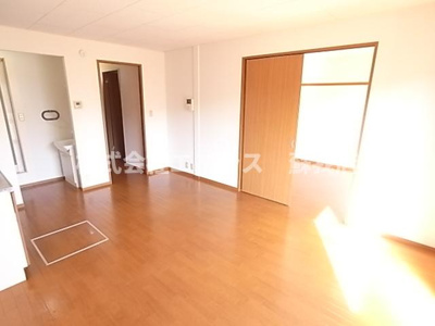 【居間・リビング】 | メゾンひまわり