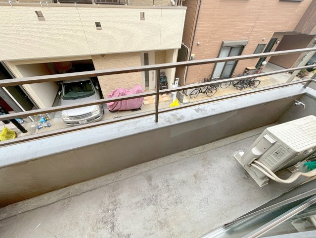 二宮マンションのバルコニー