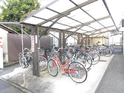 カーサ・ドマーニの駐車場|駐輪場
