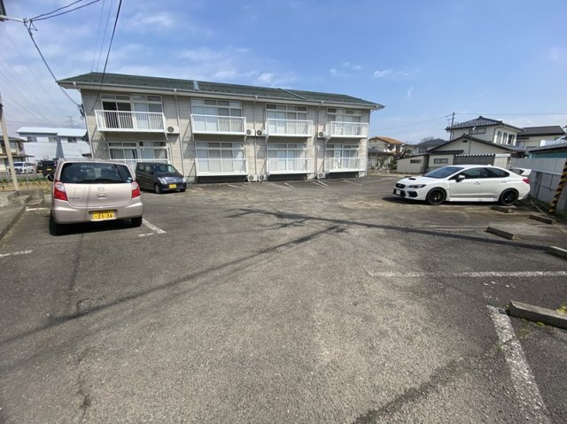 インターハイツ ＳＫ Ａ＆Ｂの駐車場