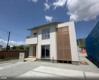 【外観】 | 甲府市向町Ｚ空調付未入居戸建2号棟 南道路 小屋裏収納付