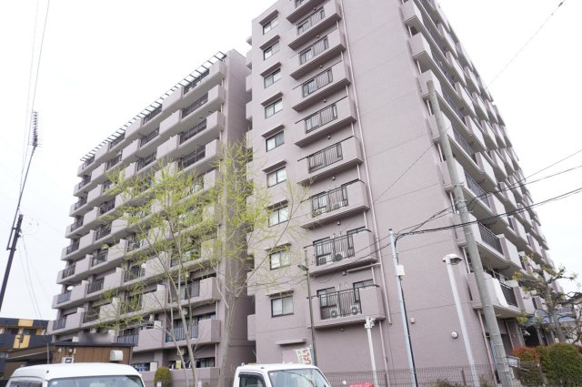 セントラルメゾン草加の外観