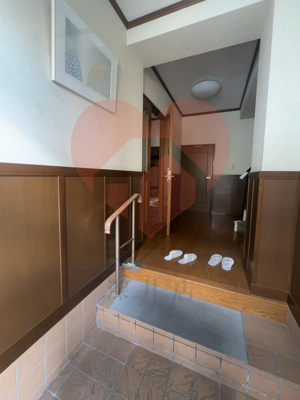 【玄関】 | 八尾市南本町2丁目戸建